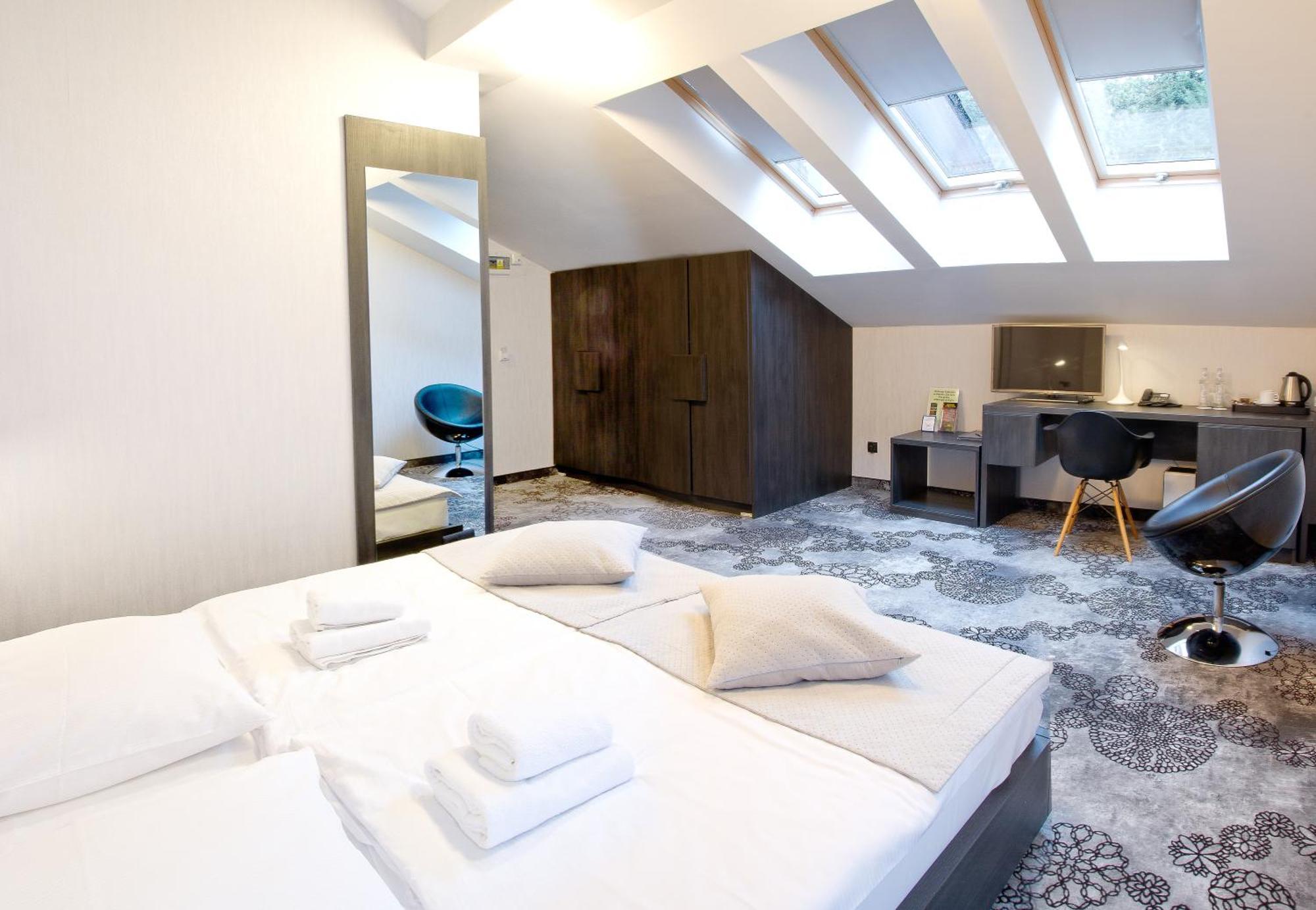 Hotel Zacisze Wegierska Gorka Esterno foto